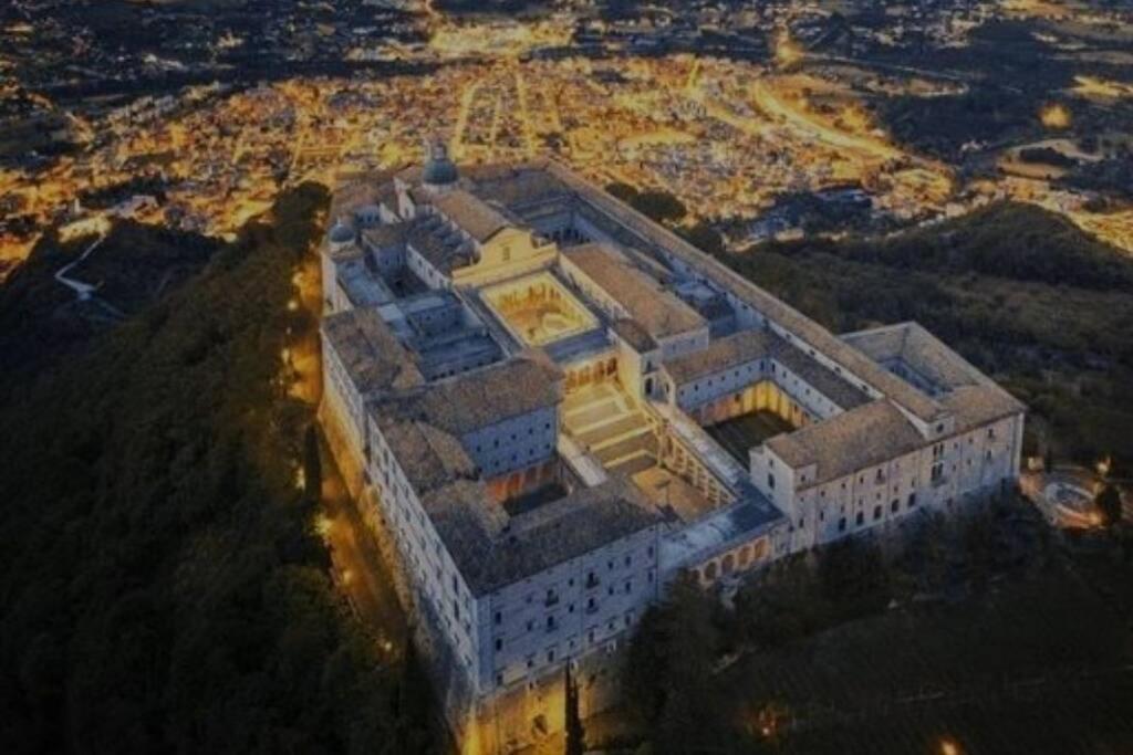 Accanto All'Autostrada Al Centro Tra Roma E Napoli Pontecorvo Dış mekan fotoğraf